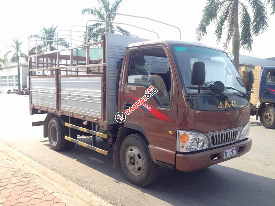 Bán xe tải Jac 2,4 tấn Hải Phòng, máy Isuzu, thùng Inox dài, giá rẻ nhất 0964674331-3