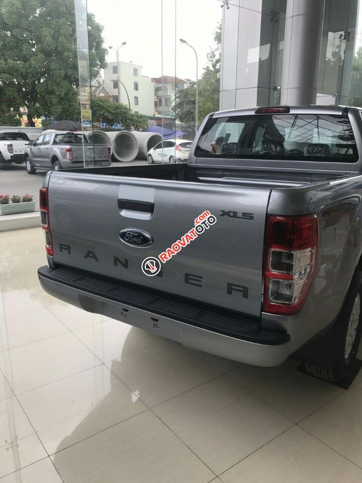 Ford An Đô bán Ford Ranger XLS 4X2 MT đời 2017 nhiều màu, giá rẻ nhất, trả góp 80% tại Hà Nội-4