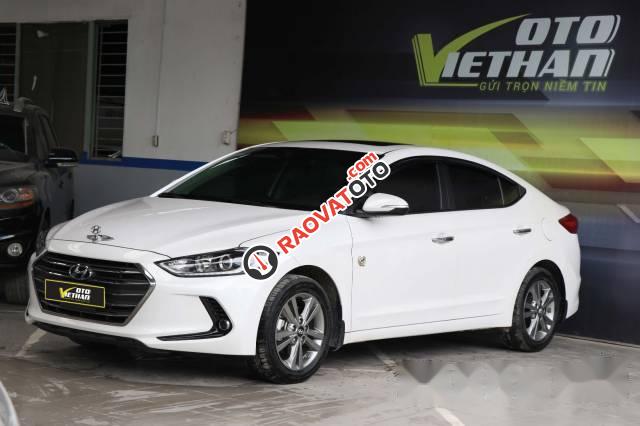 Bán Hyundai Elantra GLS 1.6AT đời 2016, màu trắng-5