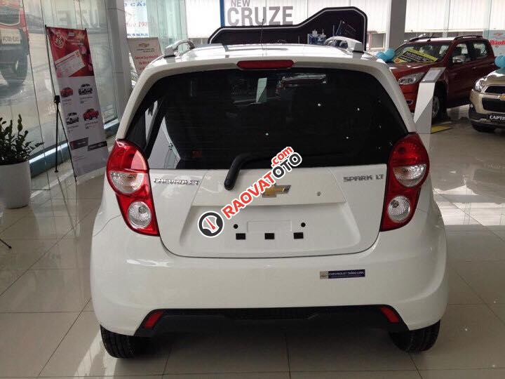 0975768960, Chevrolet Spark LT trả trước 90 triệu, bảo hành 3 năm-4