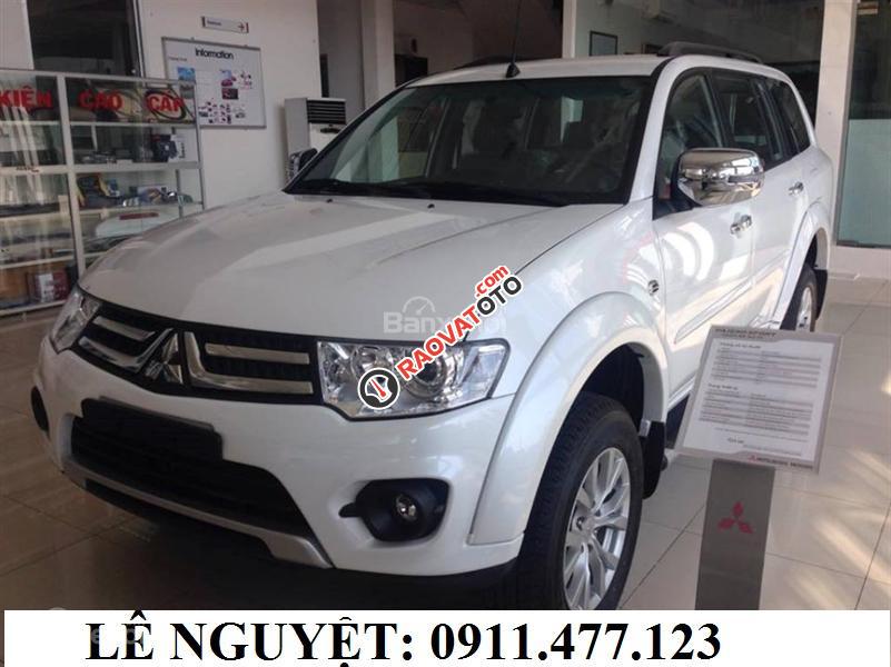 Bán Mitsubishi Outlander 2.0 CKD xe 7 chỗ giá sốc, trả góp 90% xe, LH: Lê Nguyệt: 0911.477.123-0988.799.330-2