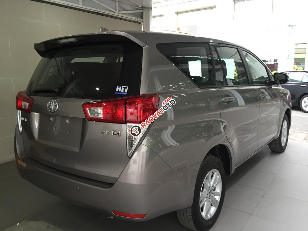 Bán ô tô Toyota Innova 2.0G đời 2016, số tự động, màu xám, xe mới 100%-3