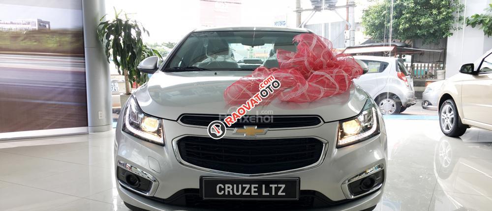 Bán xe Chevrolet Cruze LT giá tốt - nhiều quà tặng-5