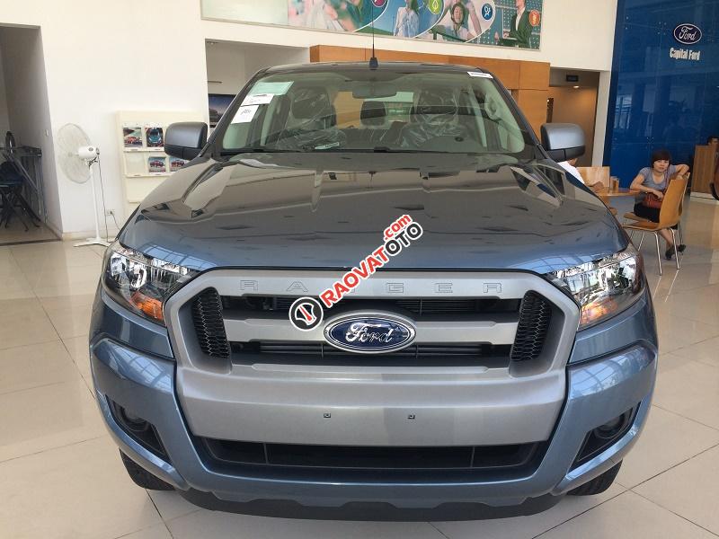 Ford Đà Lạt bán Ford Ranger XLS MT 4x2 - chỉ cần trả trước 150 triệu - cùng gói quà tặng hấp dẫn-0