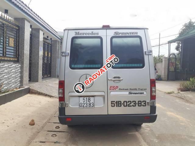 Bán xe Mercedes Sprinter đời 2004, màu bạc còn mới, giá tốt-2