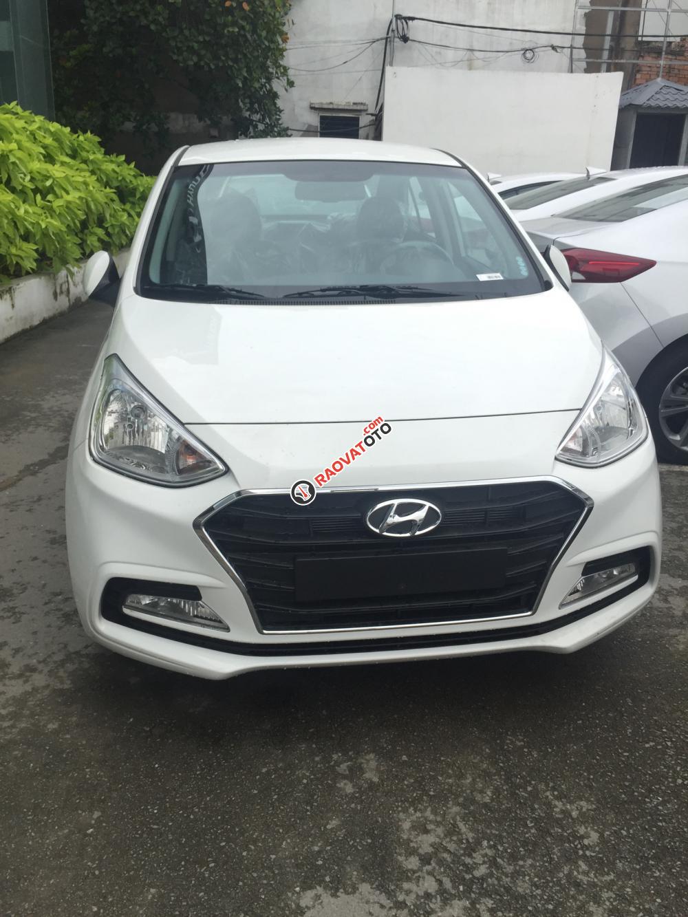 Hyundai Grand i10 model 2018, mẫu mới của thế kỷ chỉ 100tr nhận xe ngay-0