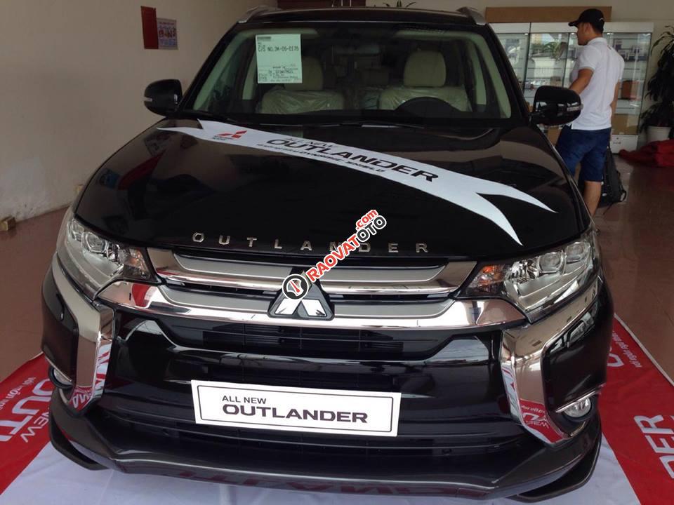 Bán Mitsubishi Outlander All New 2017, xe nhập Nhật, giao xe ngay, đủ màu, liên hệ: 094 667 0103-0