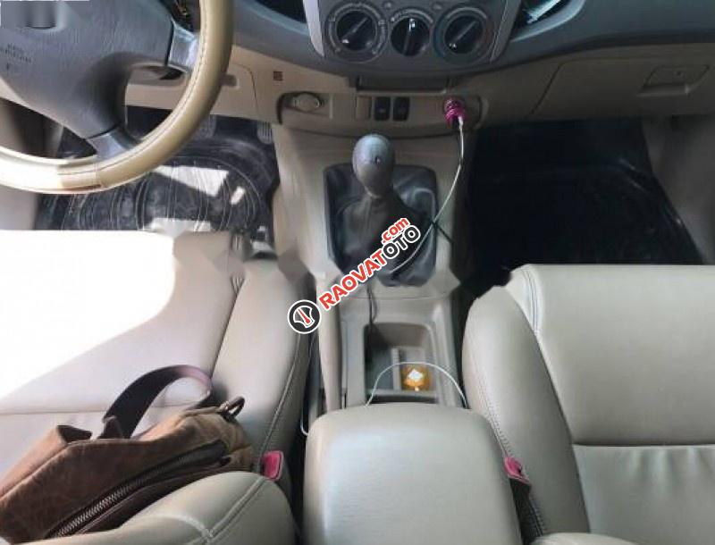 Cần bán Toyota Fortuner G đời 2010, màu xám số sàn-5