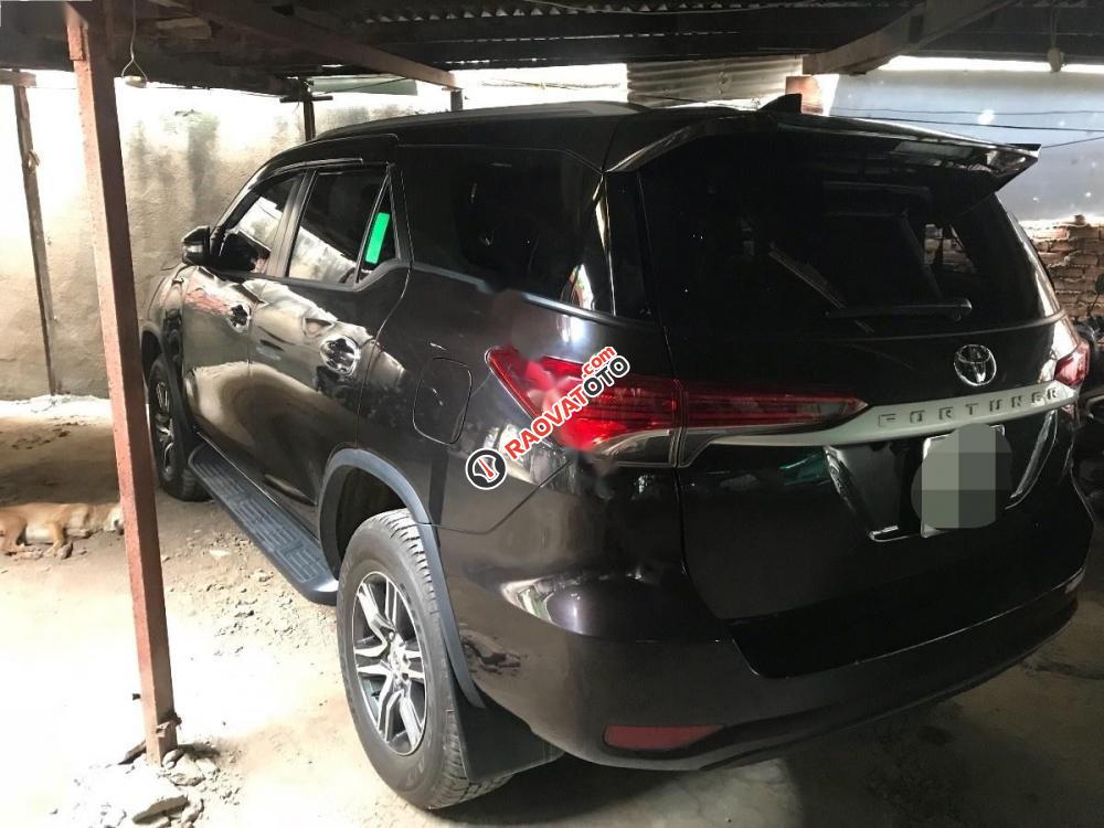 Bán Toyota Fortuner 2.4G 4x2 MT sản xuất 2017, màu xám, nhập khẩu nguyên chiếc số sàn-3