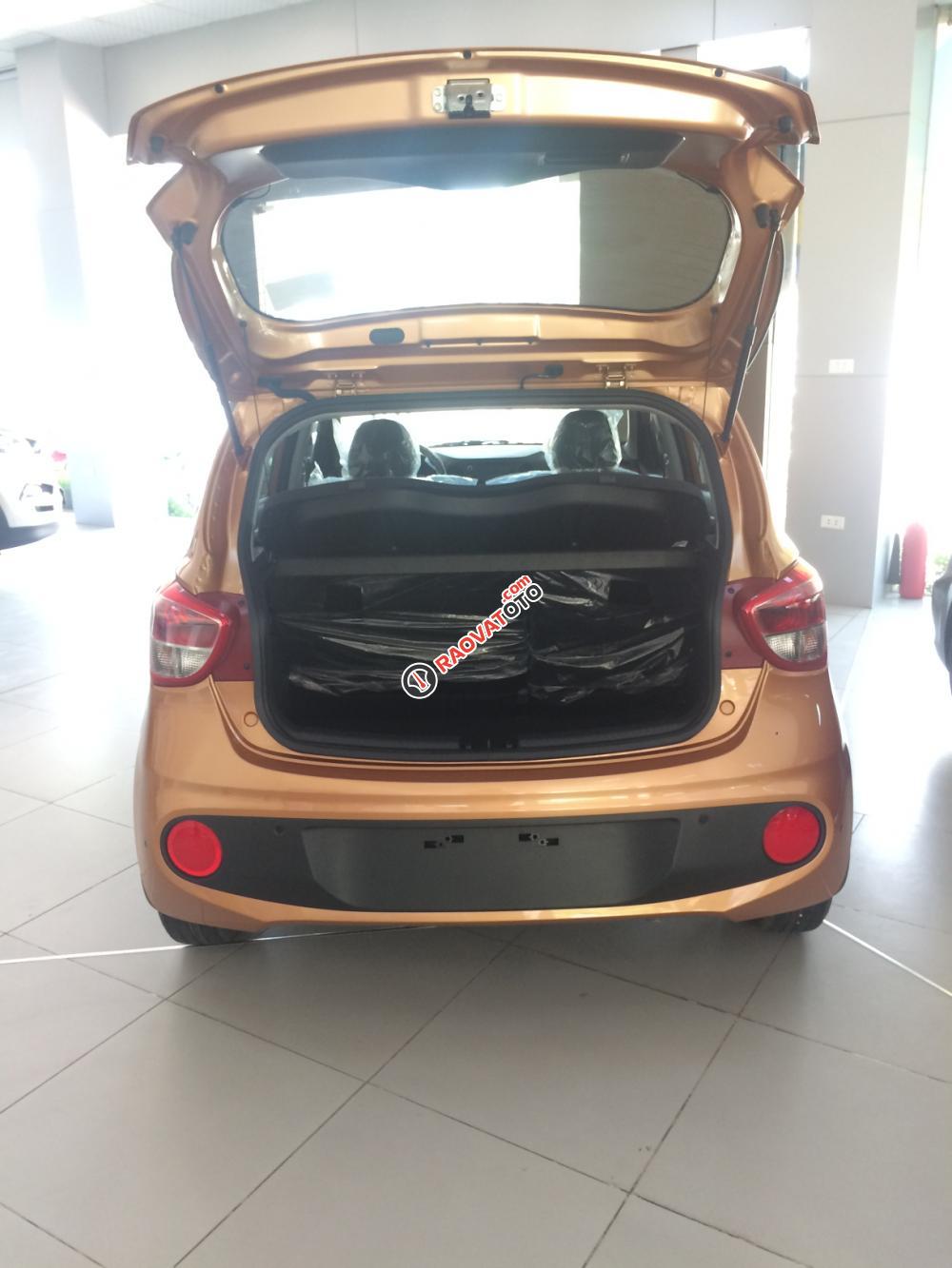 Bán Hyundai Grand i10 CKD 2018 vàng cam, giá nét giao ngay, khuyến mãi đầy đủ-4