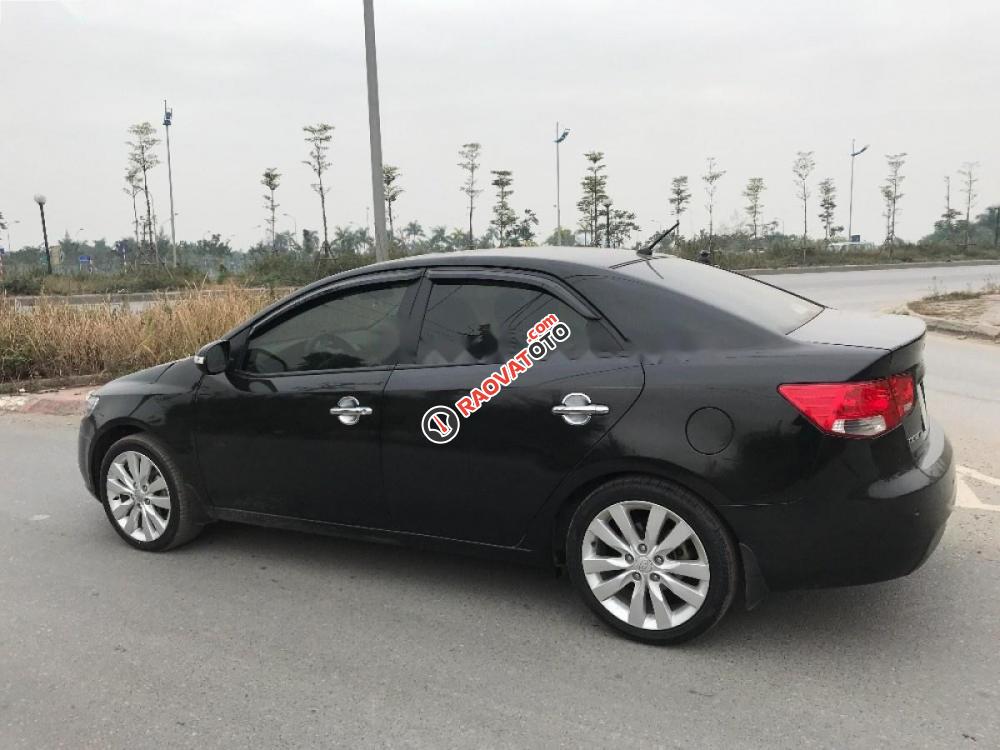 Cần bán gấp Kia Cerato đời 2011, màu đen, nhập khẩu xe gia đình, 405tr-3