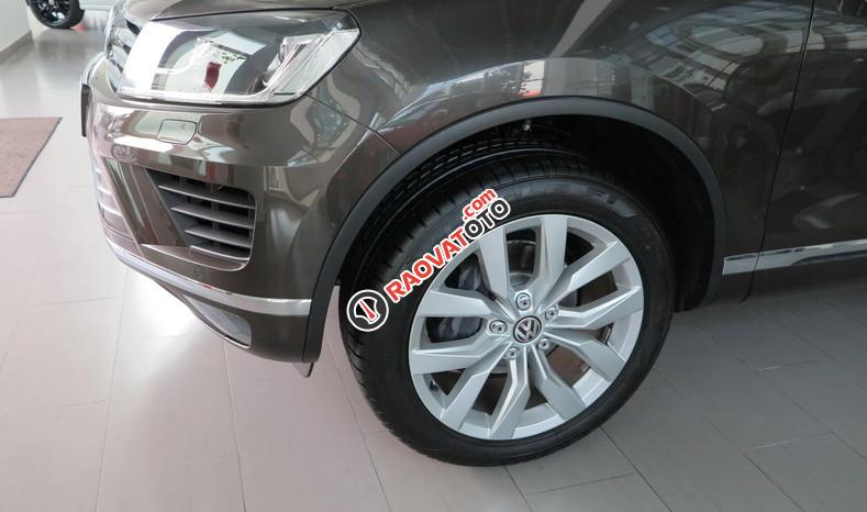 VW-Volkswagen Touareg mạnh mẽ, bền bỉ đầy cuốn hút hấp dẫn - LH 0915.999.363-1