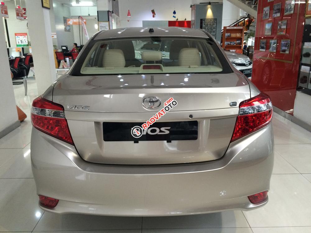 Bán Toyota Vios 1.5E MT đời 2018, màu nâu vàng, giá chỉ 489 triệu, trả góp lãi suất 0.58%-2