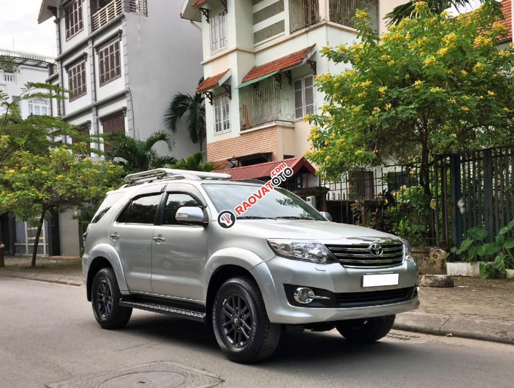 Bán Toyota Highlander đời 2011, màu trắng, nhập khẩu nguyên chiếc-0