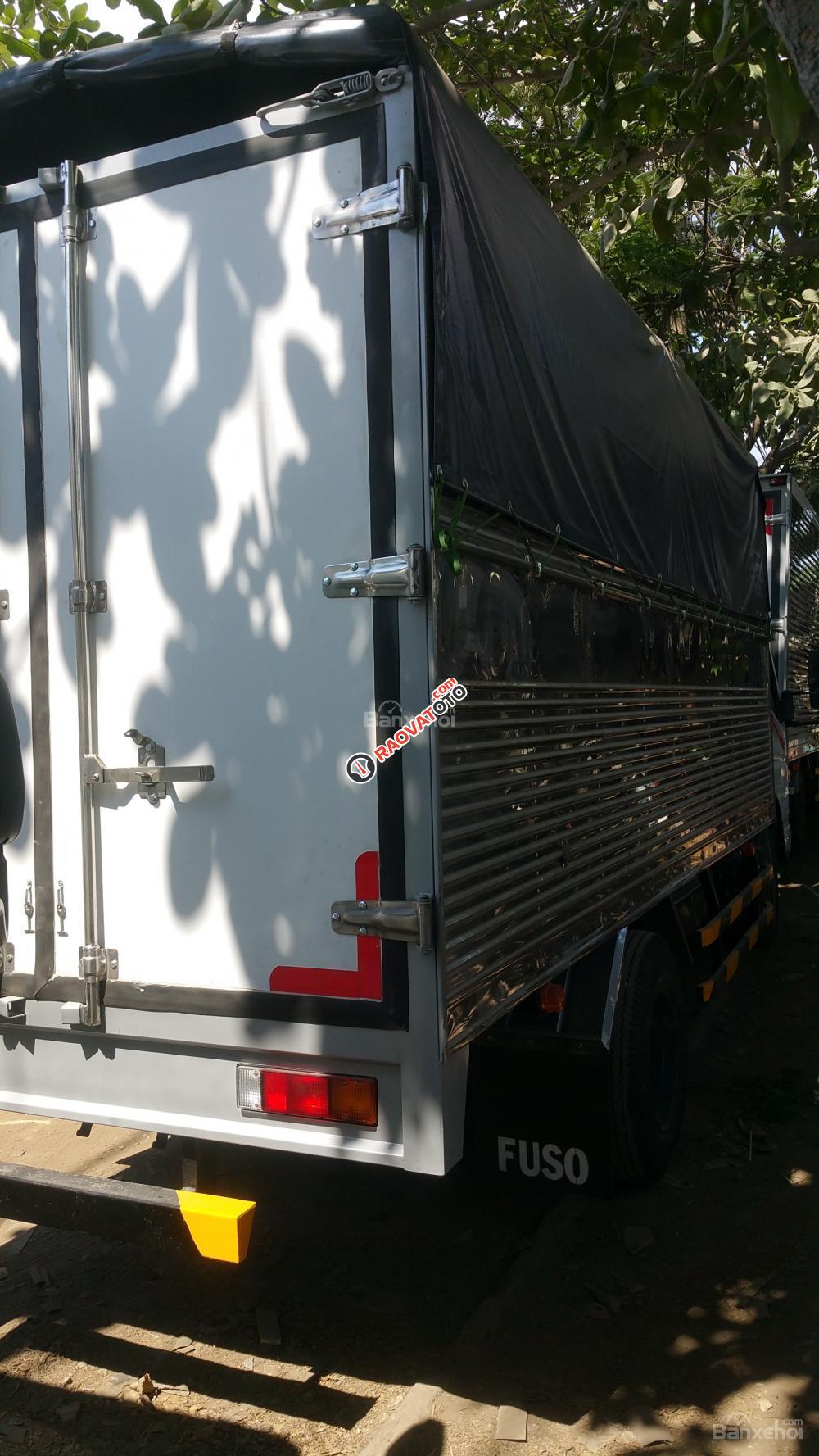 Xe tải Fuso Canter tải trọng 1.9 tấn - tổng tải 4.7 tấn, nhập khẩu, mới 100%-1