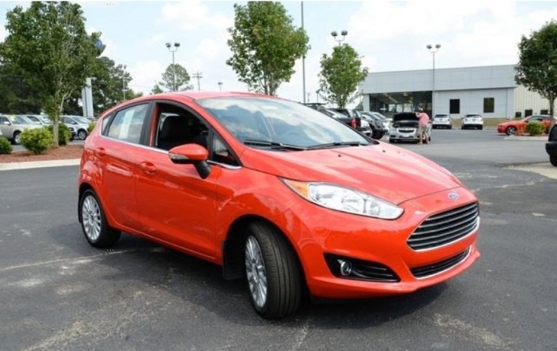 Bán ô tô Ford Fiesta 2017, nhập khẩu nguyên chiếc-2