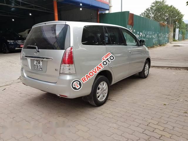 Bán ô tô Toyota Innova 2011, màu bạc chính chủ, 465tr-1