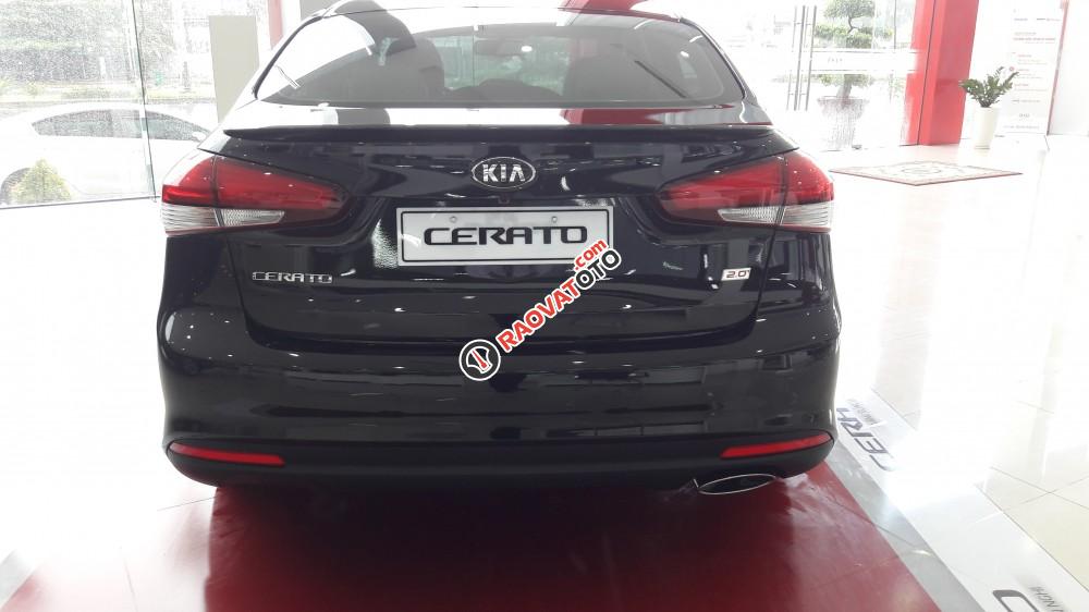 Bán xe Kia Cerato 2016, màu đen, giá tốt Lh: 0966108885-0