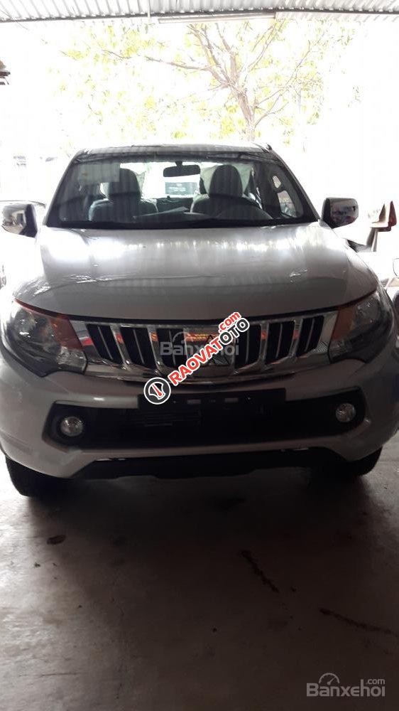 Bán Mitsubishi Triton GLX đời 2017, nhập khẩu nguyên chiếc giá cạnh tranh tại Quảng Bình-1