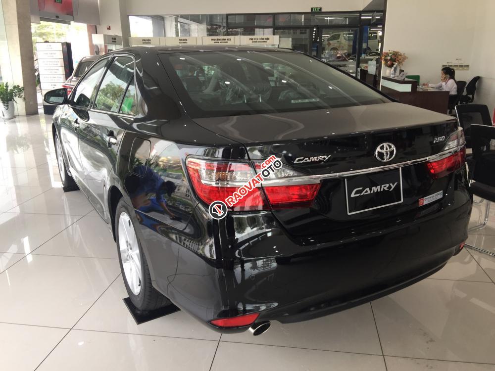 Toyota Hải Dương bán Camry 2017, đủ màu, giá tốt, hỗ trợ trả góp 80% (7 năm), lãi suất thấp - LH: 096.131.4444 Ms. Hoa-2