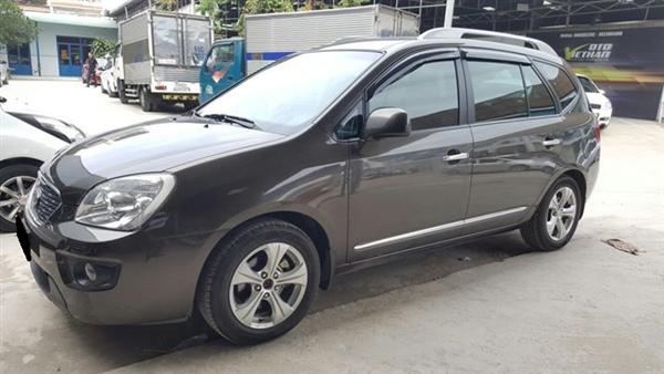 Bán xe Kia Carens EX 2.0 2016, màu nâu, số sàn, giá tốt-0