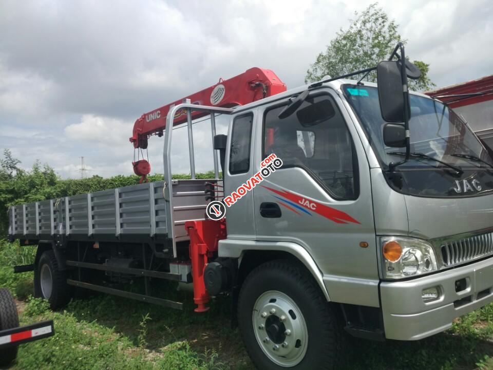 Đại Lý bán xe tải Jac 8.85 tấn, gắn cẩu Unic 3.5 tấn, giá tốt, hỗ trợ trả góp 90%-0