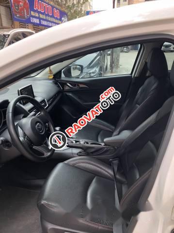 Bán Mazda 3 năm 2016, màu trắng, giá 642tr-3