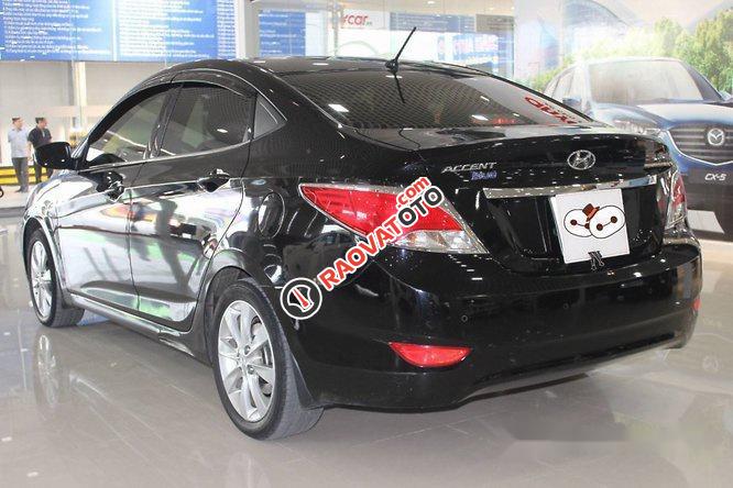 Cần bán gấp Hyundai Accent MT đời 2016, màu đen chính chủ, giá 495tr-2