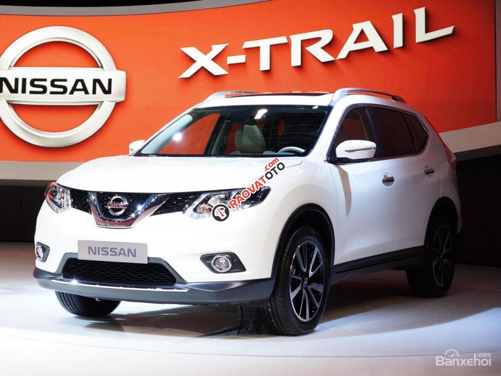 Cần bán Nissan X trail 2WD 2.0L đời 2018, màu trắng, giao ngay-1