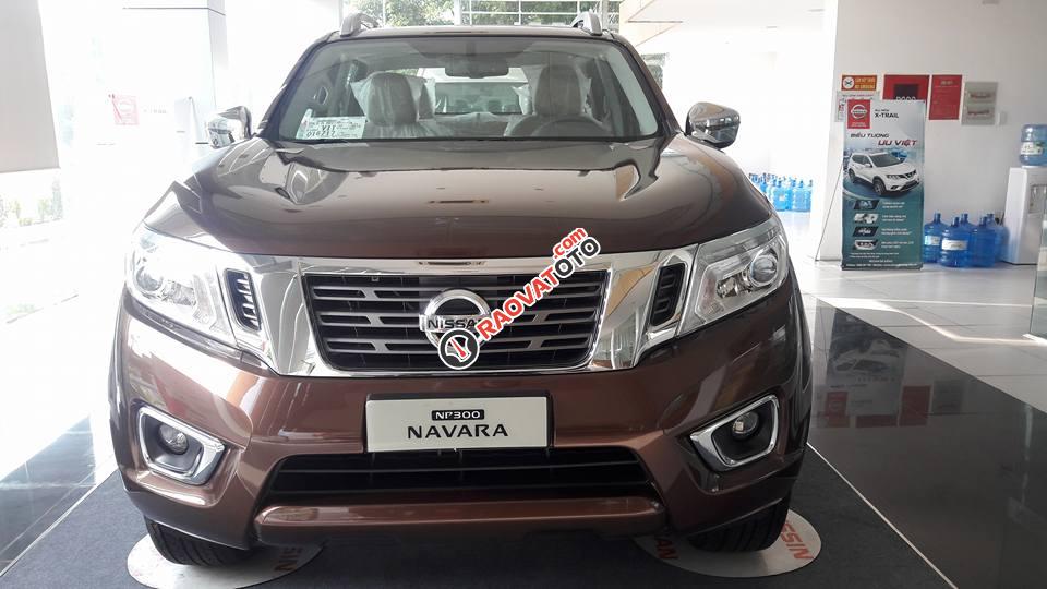 Bán xe Nissan Navara E đời 2017, màu nâu, nhập khẩu, giá 625tr-0