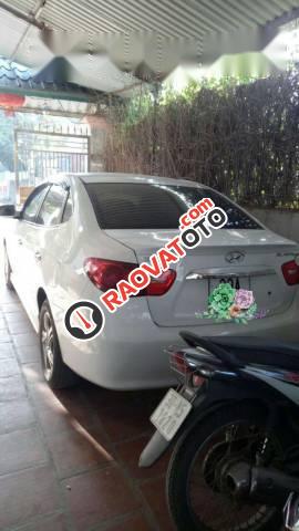 Bán xe Hyundai Elantra đời 2011, màu trắng chính chủ, 298tr-0