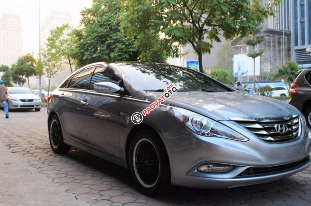 Bán ô tô Hyundai Sonata Y20 2.0 AT đời 2010, màu bạc, nhập khẩu-2