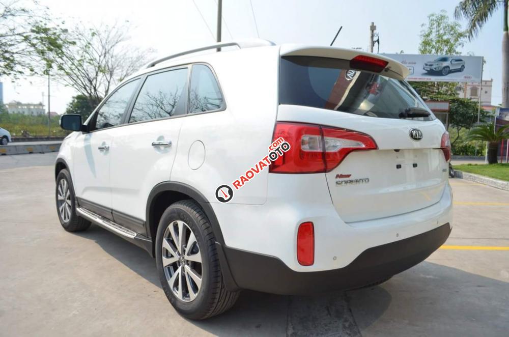 Bán ô tô Kia Sorento GAT 2017, màu trắng, giá 789tr-4