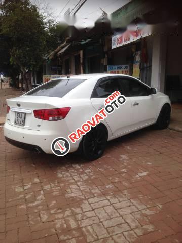 Bán Kia Forte sản xuất 2012, màu trắng, giá 401tr-4