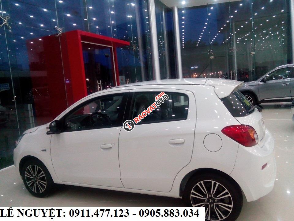 Cần bán Mitsubishi Mirage, màu trắng, xe nhập, hỗ trợ trả góp 90% xe-1