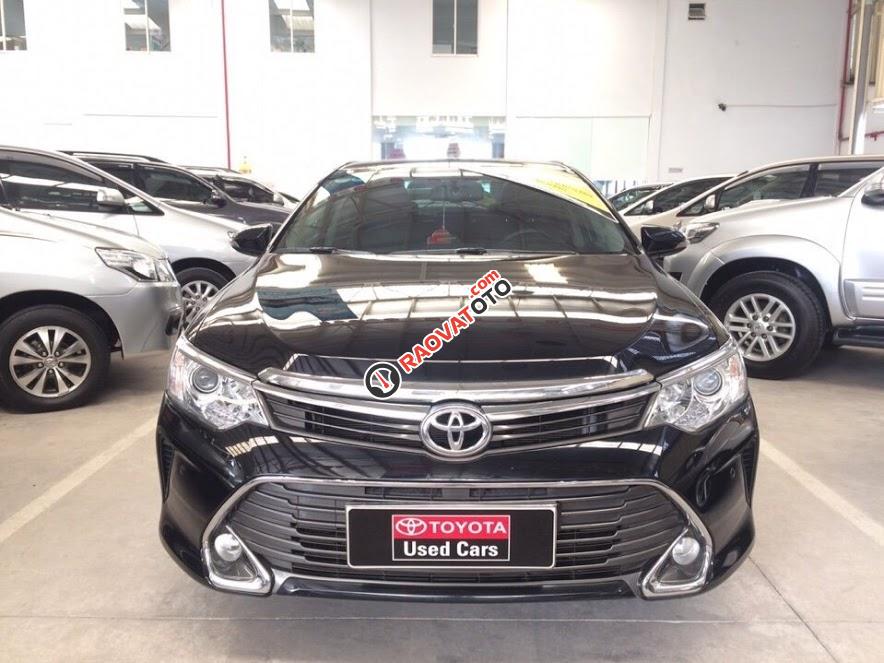 Cần bán Toyota Camry 2.5Q 2015, màu đen-0