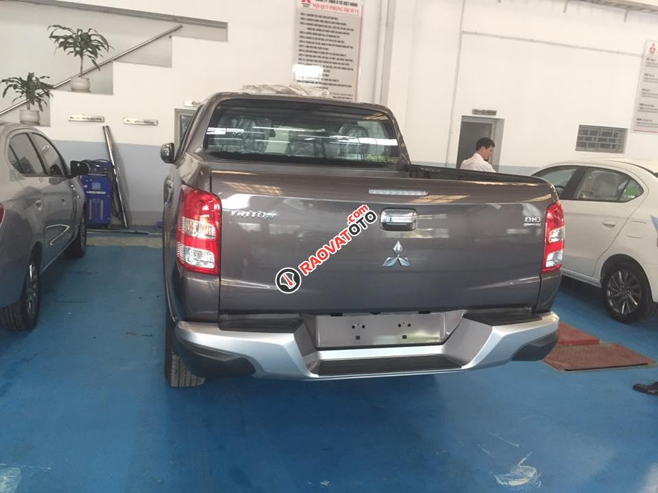 Bán xe Mitsubishi Triton 2018 tại Quảng Bình, đủ màu, khuyến mãi khủng - Hotline: 0911.37.2939-5