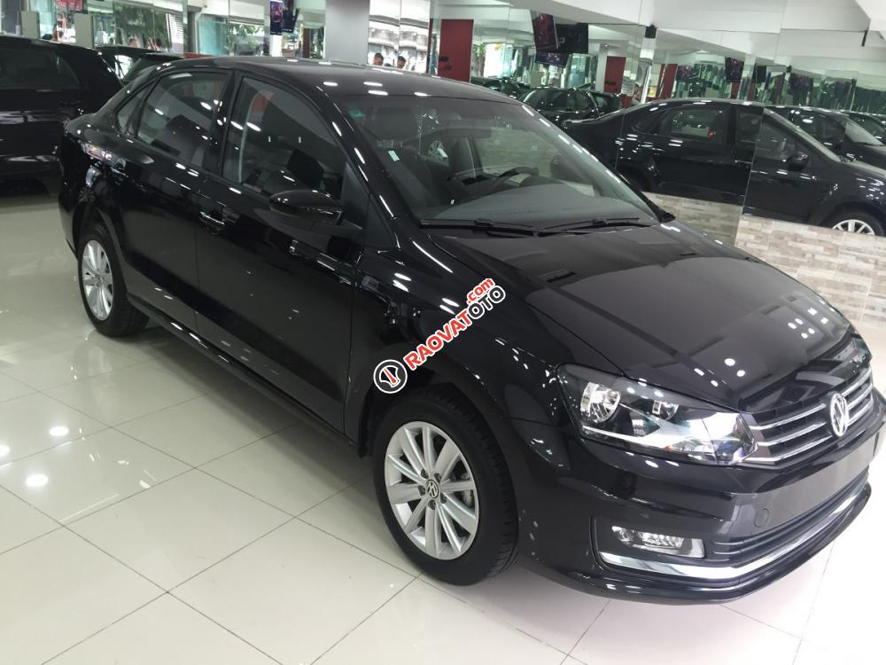 Volkswagen Polo Sedan nhập khẩu - Long Volkswagen Saigon 0933689294-2