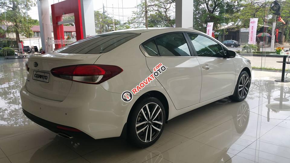 Kia Cerato 1.6, trả góp 80 % chứng minh tài chính miễn phí, 0912811858-3