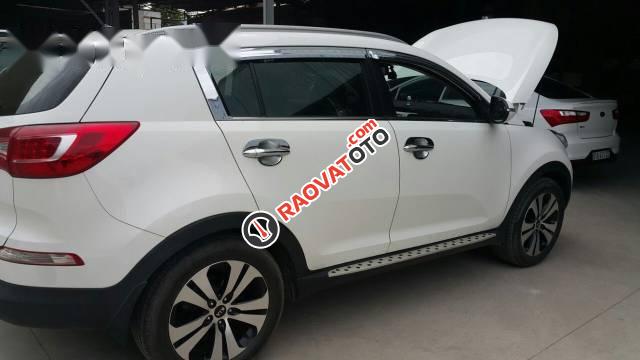 Cần bán Kia Sportage đời 2013, màu trắng-2