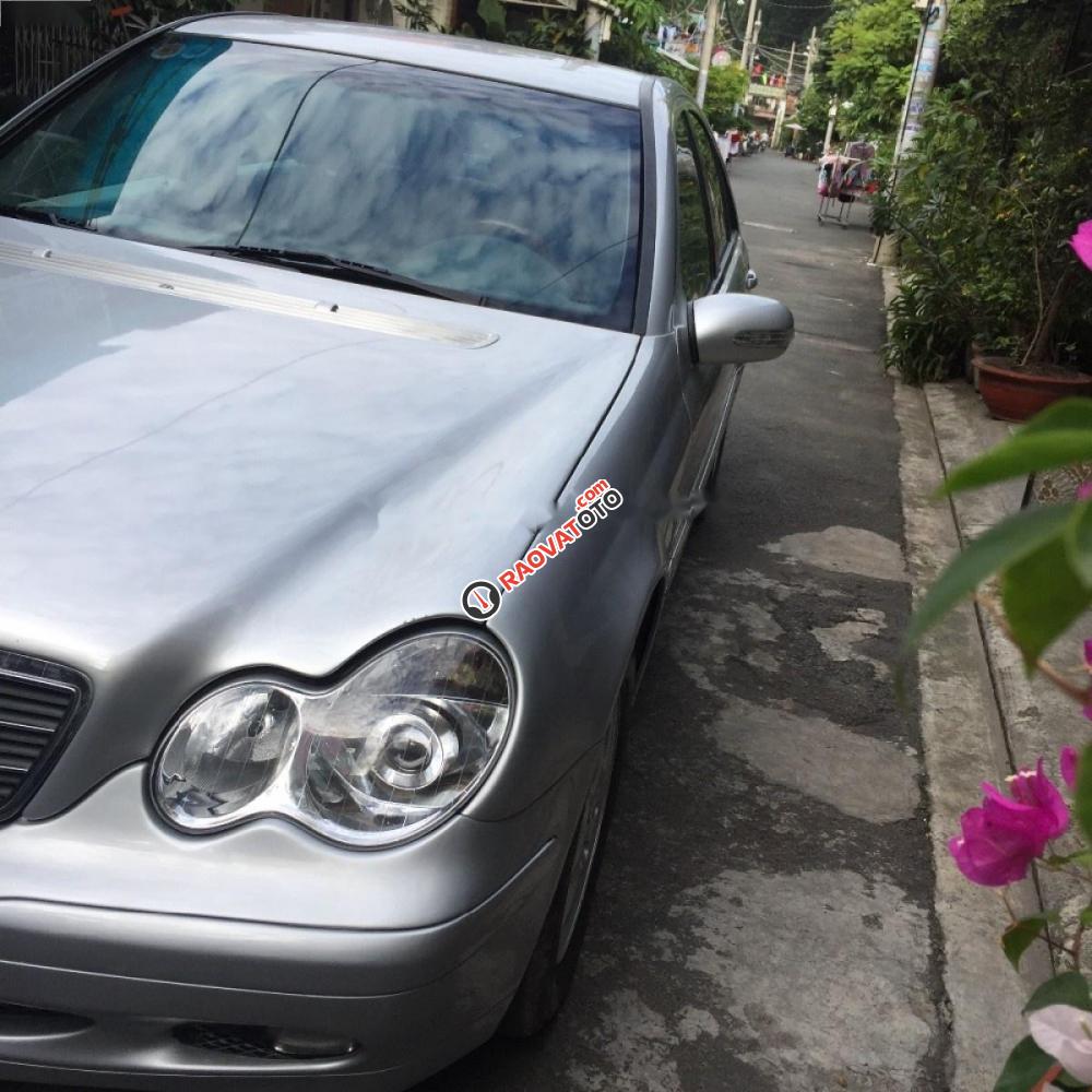 Bán Mercedes C180 Kompressor đời 2004, màu bạc chính chủ, giá chỉ 240 triệu-2