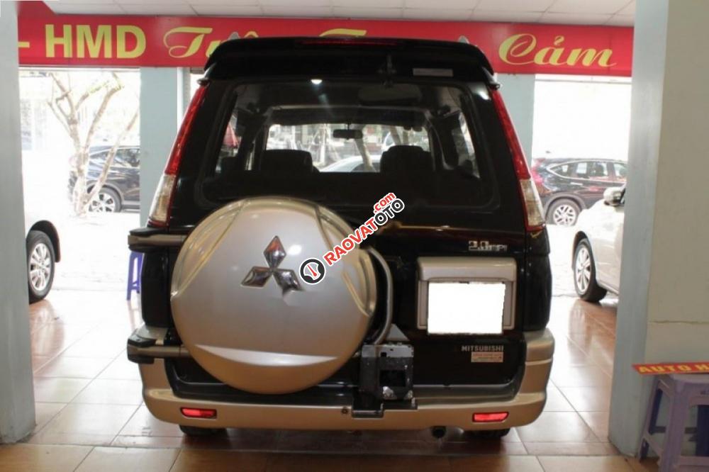 Cần bán lại xe Mitsubishi Jolie đời 2004, màu đen số sàn-2