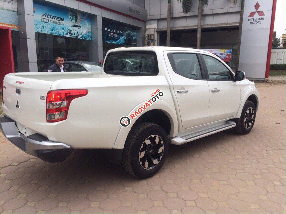 Bán xe Mitsubishi Triton 4x4AT đời 2017, màu trắng, nhập khẩu nguyên chiếc, giá chỉ 779 triệu-1