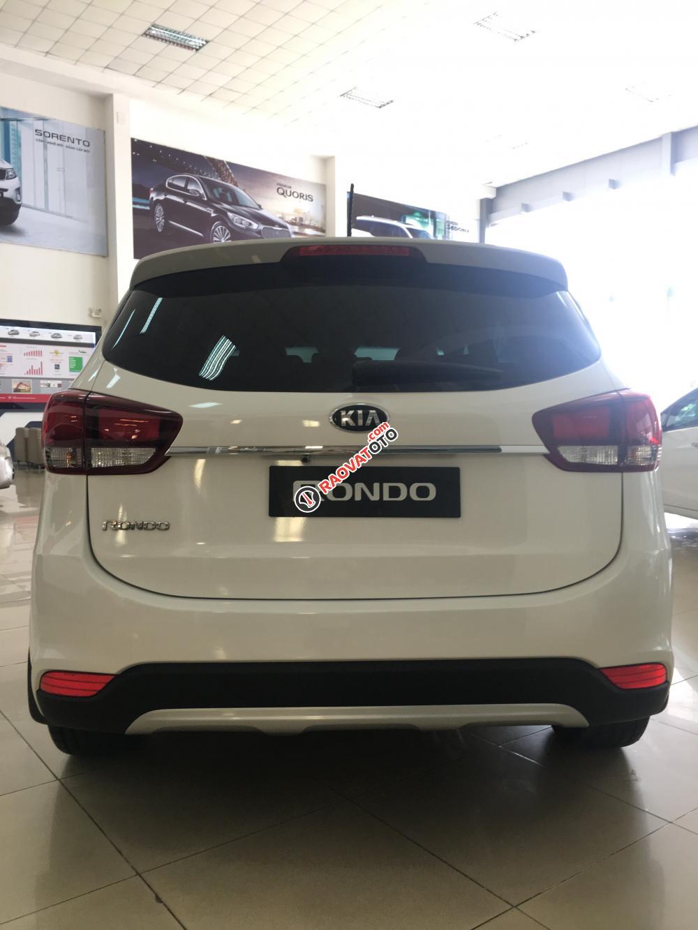 Chỉ với 157tr sở hữu ngay xe Kia Rondo GMT 2017, đủ màu, có xe giao ngay, liên hệ để có giá tốt nhất-2