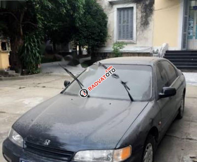 Cần bán Honda Accord đời 1995, màu đen, nhập khẩu-0