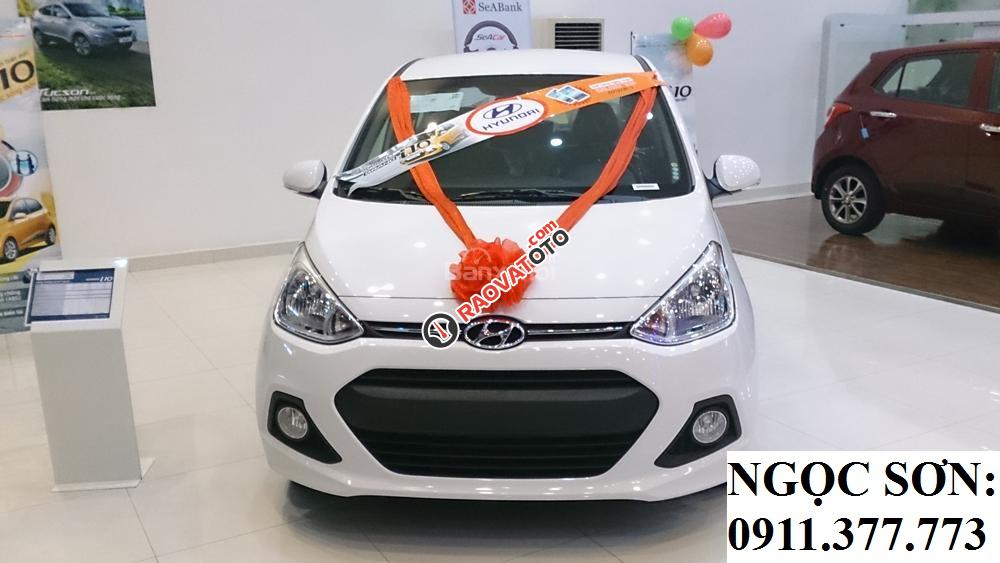Cần bán xe Hyundai Grand i10 mới, màu trắng - LH Ngọc Sơn: 0911.377.773-0