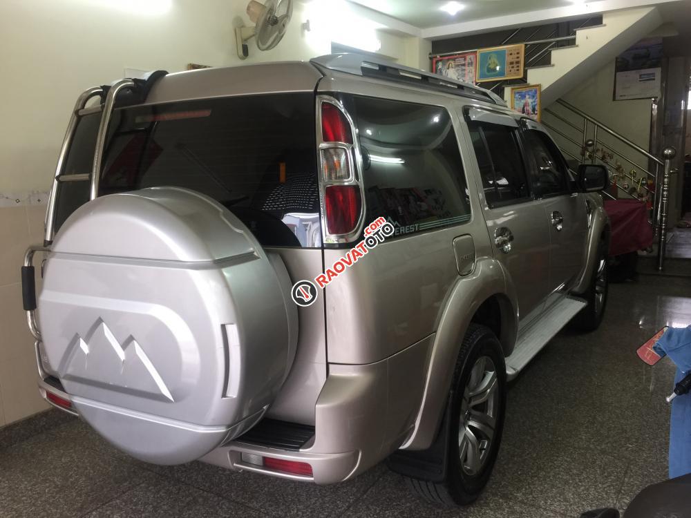 Ford Everest 2012 số sàn, màu hồng phấn, 595tr-3