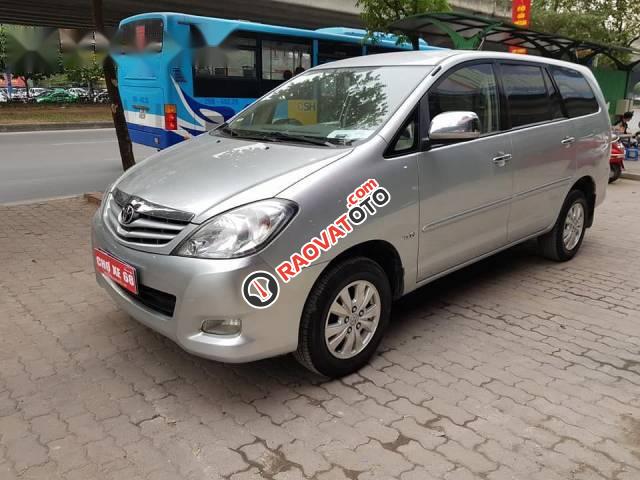 Bán ô tô Toyota Innova 2011, màu bạc chính chủ, 465tr-5