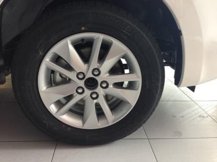 Bán ô tô Toyota Innova đời 2017, màu bạc, nhập khẩu chính hãng-6