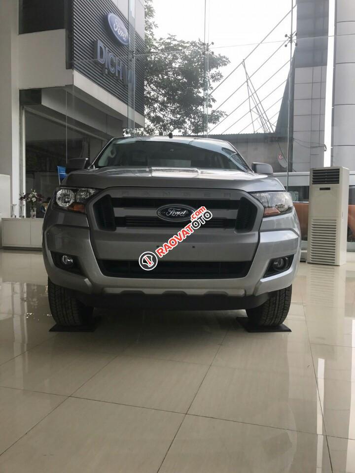 Ford An Đô bán Ford Ranger XLS 4X2 MT đời 2017 nhiều màu, giá rẻ nhất, trả góp 80% tại Hà Nội-3